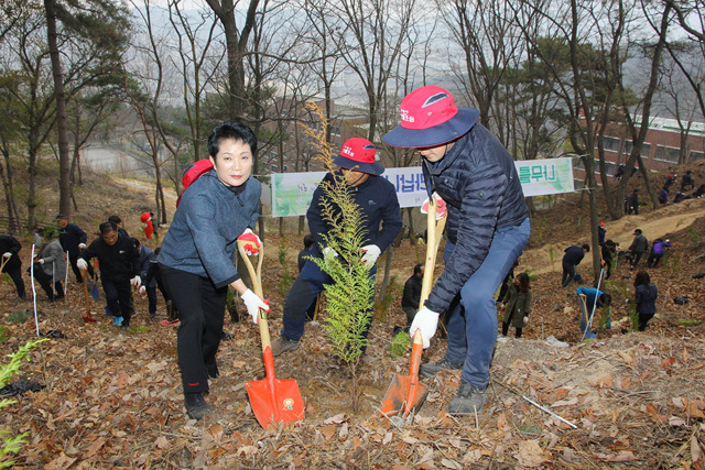 제74회 식목일행사 참석