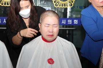 정읍시의회 한선미의원 새만금 예산 삭감 반대 삭발 투쟁