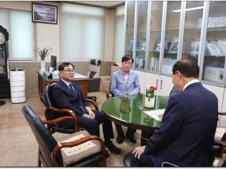 정읍시의회 후반기 의장단 기관방문