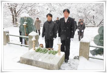 을미년 새해 충혼탑참배